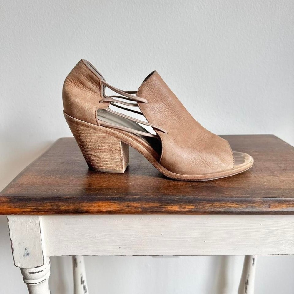 Eileen Fisher genuine leather heel size 9 western boho peeptoe bootie